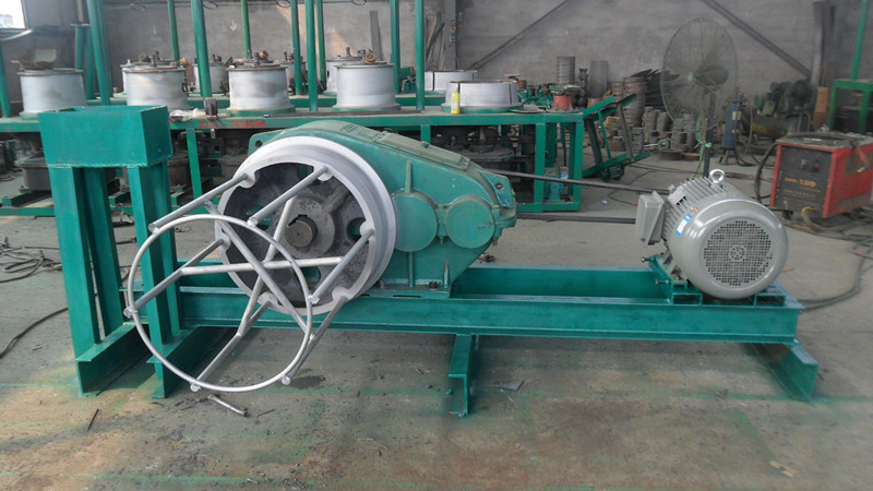 Horizontal Drawing Machine