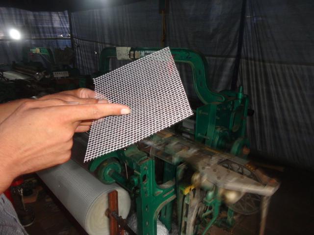 Fiber Glass Netting Machine